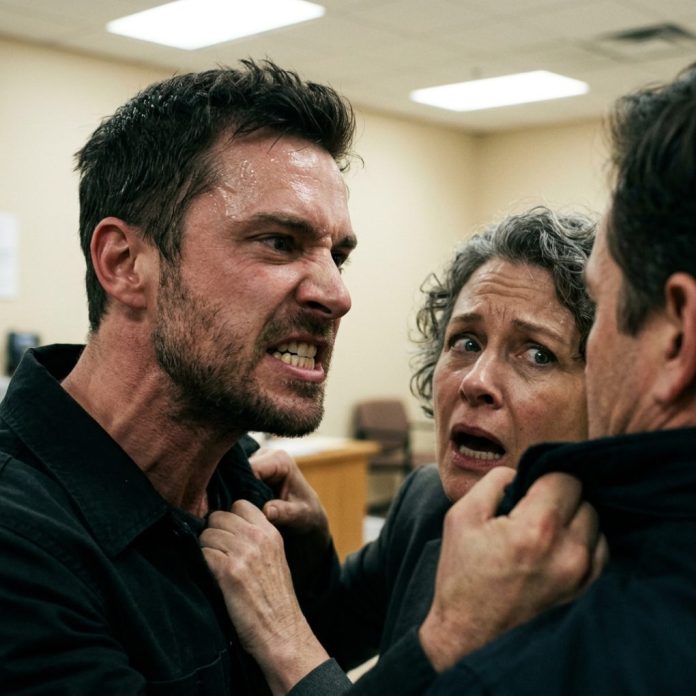 Man_gripping_collar_woman_202605242204