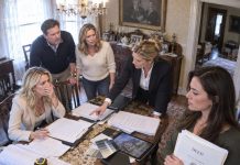 “This home has been family property for generations,” sister told buyers, signing contracts. They’d planned renovations. When the title board requested proof of ownership, her deal vanished faster than antique dust…