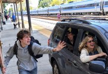 When my mom stranded me at a train station as a cruel joke, my whole family thought it was funny. I walked away and never returned. Two decades later, they tracked me down—and this morning, I had 29 missed calls waiting for me.