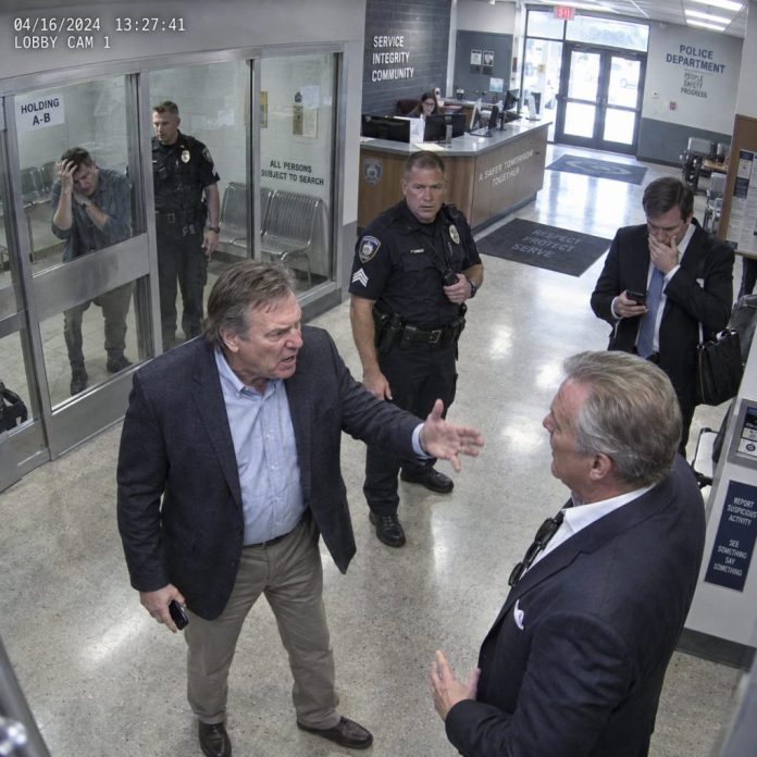 ChatGPT Image 21_34_53 20 thg 9, 2026