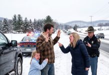 “DRIVING THROUGH A BLIZZARD, I FOUND A BAREFOOT LITTLE GIRL FROZEN ON THE HIGHWAY. SHE BEGGED, ‘DON’T SEND ME BACK.’ FIVE MINUTES LATER, COPS SURROUNDED MY TRUCK BECAUSE…”
