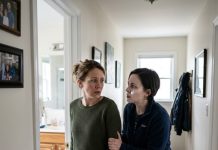 For four years, my husband cleaned the bathroom three times a day. Then my best friend, a forensic pathologist, came to visit. The moment she walked out, she grabbed my arm with icy hands and whispered, Take your daughter and call 911 now.