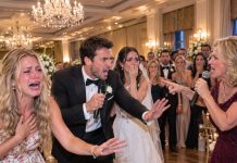At My Sister’s $150,000 Wedding, My Mom Called Me a “Worthless Failure” in Front of 200 Guests—Then the Groom Grabbed the Mic and Canceled the Entire Wedding.