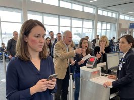 Dad Slapped Me. My Sister Demanded My Business Class Seat. Mom Called Me a Burden. I Opened My Banking App, Changed One Credit Detail, and Seconds Later Their Luxury Paris Plans Exploded Completely When the Gate Agent Scanned Their Passes.