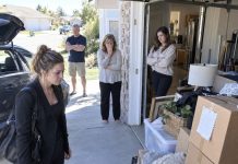 I came home from my work trip and found my boxes dumped in the garage of my parents’ house with a note from my sister: “You are not welcome here anymore.” I swallowed the humiliation, drove to the condo I’d kept secret, went silent on everyone… and delivered the ending they never saw coming.