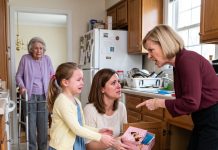 My mom threw my 9-year-old’s pink “treasure box” IN THE TRASH—even though my grandmother had given it with the words “For your future.” “It’s the old woman’s garbage,” she said. I didn’t cry. I pulled it out and found a booklet inside. TEN HOURS LATER, the police were involved…