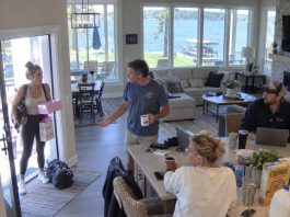 I drove 6 hours to celebrate my birthday at my $385,000 lake house, excited to see my parents waiting for me! But when I arrived, strangers were living there! I asked, “Who are you?” The man looked at me and said something that made my heart drop…