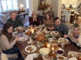“Stop begging everyone for money,” my sister sneered across the Thanksgiving table. No one defended me, so I simply smiled, pulled out my phone, and canceled the five bills I had quietly been paying for her every single month. Before dessert was served, her phone started buzzing nonstop.