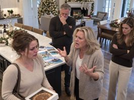 I was supposed to spend Christmas with my family, but my parents had a cruel surprise waiting. They expected me to babysit while everyone else celebrated. I quietly changed my plans. When they discovered what I’d done, Mom completely lost control…..