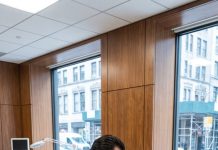 Hours after the bitter divorce, I fled to Edinburgh with my kids, while my ex-in-laws packed the clinic for his mistress’s ultrasound—until the doctor’s shocking revelation shattered their multi-billion-dollar dynasty.