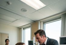 “You’re getting nothing from Mom’s estate,” my brother sneered beside my hospital bed. He thought I lived on a $4,500 teaching salary, never realizing I earned $680,000 a year. Three days after filing the inheritance paperwork, he discovered something that made him call me in absolute panic.“You’re getting nothing from Mom’s estate,” my brother sneered beside my hospital bed. He thought I lived on a $4,500 teaching salary, never realizing I earned $680,000 a year. Three days after filing the inheritance paperwork, he discovered something that made him call me in absolute panic.