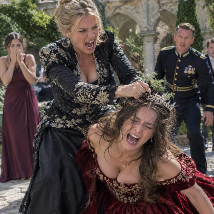 Crown Clash in the Courtyard