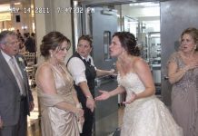 My sister’s wedding planner handed me a paper plate and ordered me to sit on a plastic crate behind the kitchen! My sister laughed while our parents looked away. I quietly canceled the venue agreement I controlled. Minutes later, hundreds of guests were ordered outside!