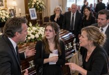 When my grandmother died, my remarried parents stood beside her coffin arguing over which of them would be stuck taking me home, as though I were nothing more than a burden. In my first life, I chose my father and later helped him keep a lottery ticket worth $10 million—but I would eventually learn exactly what that choice had cost me.