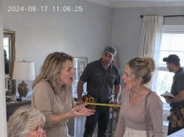 While collecting my grandmother’s medication, I found contractors measuring her bedroom. My mother had secretly promised the property to my newly married sister. Grandma had spent fifteen years letting our family live there for free. But the deed revealed who actually owned everything.