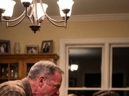“You and your kid are just freeloaders!” my dad yelled at dinner. I calmly gave him 24 hours to leave my house.