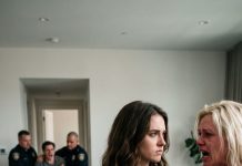 One month after my dad passed, my mom secretly remarried, threw out his belongings, and kicked me out, but now her new family is begging me for mercy.