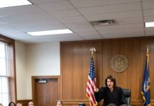 AT OUR CUSTODY HEARING, MY 7-YEAR-OLD ASKED TO SPEAK TO THE JUDGE ALONE. TEN MINUTES LATER, SHE RETURNED, LOOKED AT MY FATHER-IN-LAW, AND ORDERED, “BAILIFF, NOBODY LEAVES!” THEN SHE ASKED HIM ONE QUESTION. HE STOOD UP… AND RAN!
