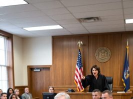 AT OUR CUSTODY HEARING, MY 7-YEAR-OLD ASKED TO SPEAK TO THE JUDGE ALONE. TEN MINUTES LATER, SHE RETURNED, LOOKED AT MY FATHER-IN-LAW, AND ORDERED, “BAILIFF, NOBODY LEAVES!” THEN SHE ASKED HIM ONE QUESTION. HE STOOD UP… AND RAN!