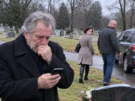 My daughter and son-in-law abandoned me at my late wife’s grave, 190 miles from home, because I spent too long saying goodbye. “Dead weight. Walk home,” he texted. My daughter added, “Don’t wait up, Dad.” I never replied. Instead, I made one phone call they never expected…