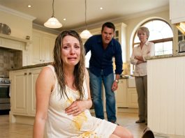 They thought nobody would see what happened in our kitchen. Eight months pregnant, I screamed on the floor after my husband shoved me into a pot of boiling soup because I refused to surrender my late father’s house. His mother watched my skin burn: “Maybe now she’ll stop being selfish.” Neither knew my father had hidden a second camera where they would never even look…