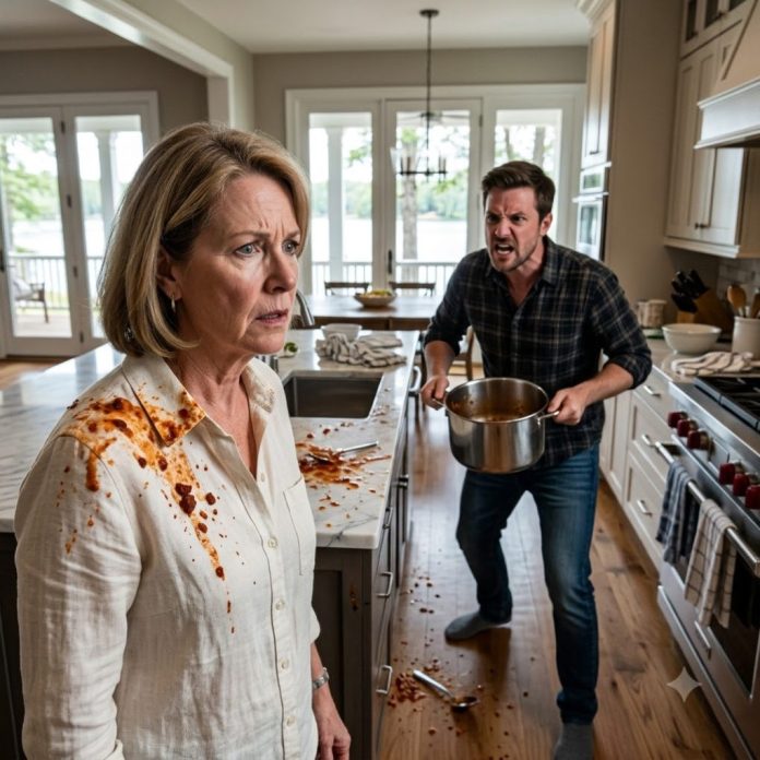 Son_dumps_chili_on_mother_20261026135547
