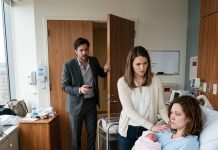 He Lied About Working and Went to His Mistress’s Hospital Room… I Quietly Erased His Name. After I Gave Birth, He Was Waiting Outside My Door