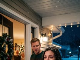After driving five hours to surprise my family for Christmas, my brother refused to let me inside. Dad accidentally texted, “She really thought she was welcome.” I quietly canceled their mortgage, utilities, and truck payments from my account. The next morning, 43 missed calls appeared, followed by a lawyer’s terrifying question.