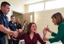 “You’re under arrest for estate fraud.”Two officers kicked in my door at 1:47 a.m. They had no warrant. Behind them, my parents stood smiling. My sister livestreamed to over 1M viewers.I stayed calm.At the station, my file made an officer freeze. He whispered to a supervisor.15 minutes later, the chief entered, looked at me, and stopped in shock.“Ma’am… you are…”