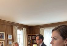 Heartbroken as I walked in, my aunt smugly announced: “We already divided everything. You weren’t invited for a reason.” But my tears turned to quiet shock when the family lawyer frowned at her documents and spoke up: “Wait… her name is the only one written in the entire will.” The room went dead silent…
