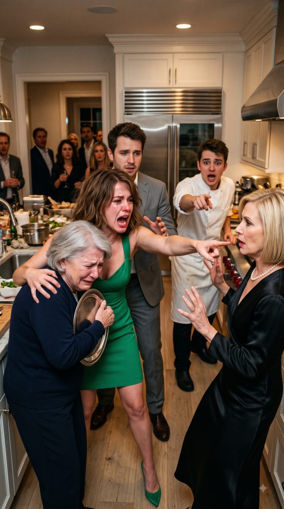 Women_fighting_at_kitchen_engage…_2K_20261013214450